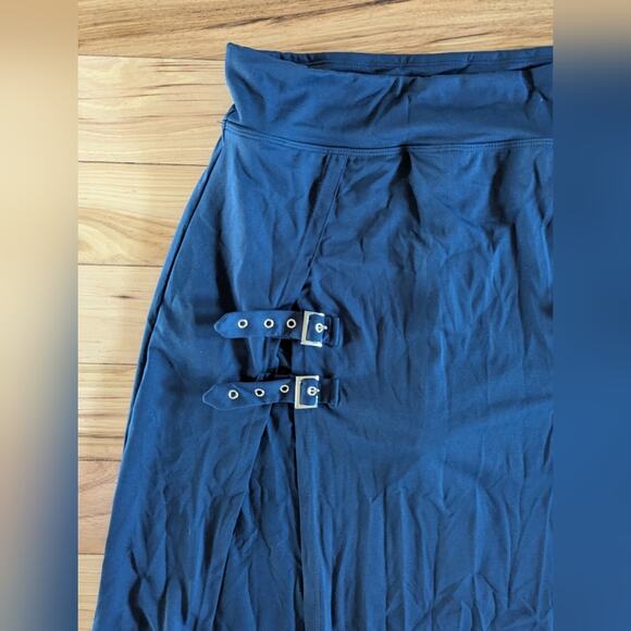 NWT Halara Buckle Skirt Size Small - Picture 3 of 6